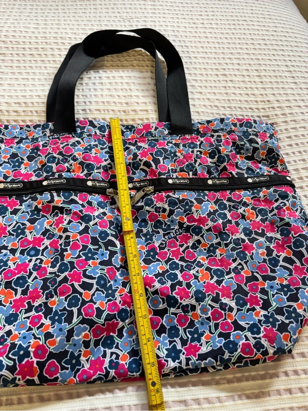 Lesportsac spacious tote